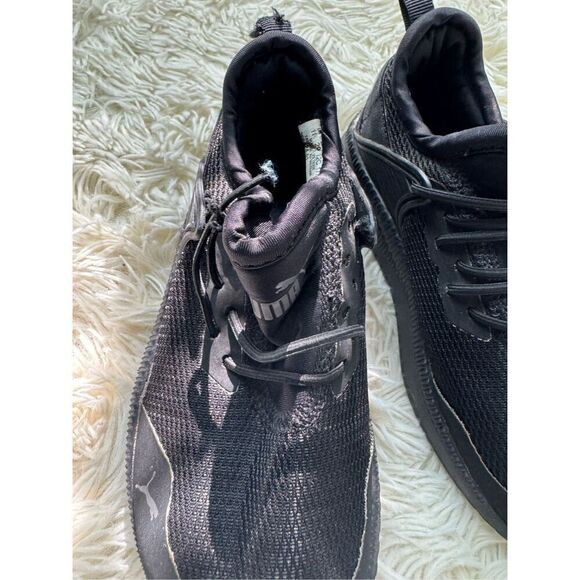 Black Boys Puma Sneakers Non Tie Size 11 - Picture 7 of 9